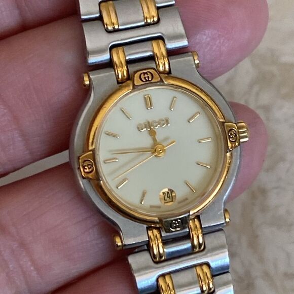 Gucci 9000L Two-Tone Gold & Stainless Steel Watch Authentic - Picture 3 of 12